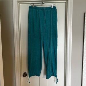 Altar’d State Gold Star Seamed Fleece Joggers Tahitian tide size medium